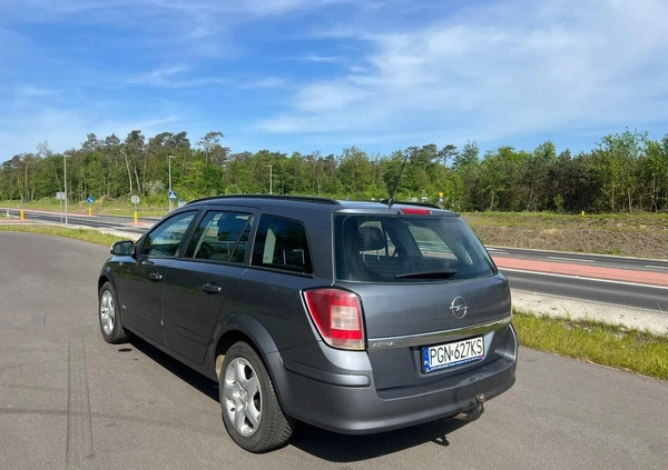 Skoda Superb cena 34900 przebieg: 260000, rok produkcji 2014 z Łobez małe 436